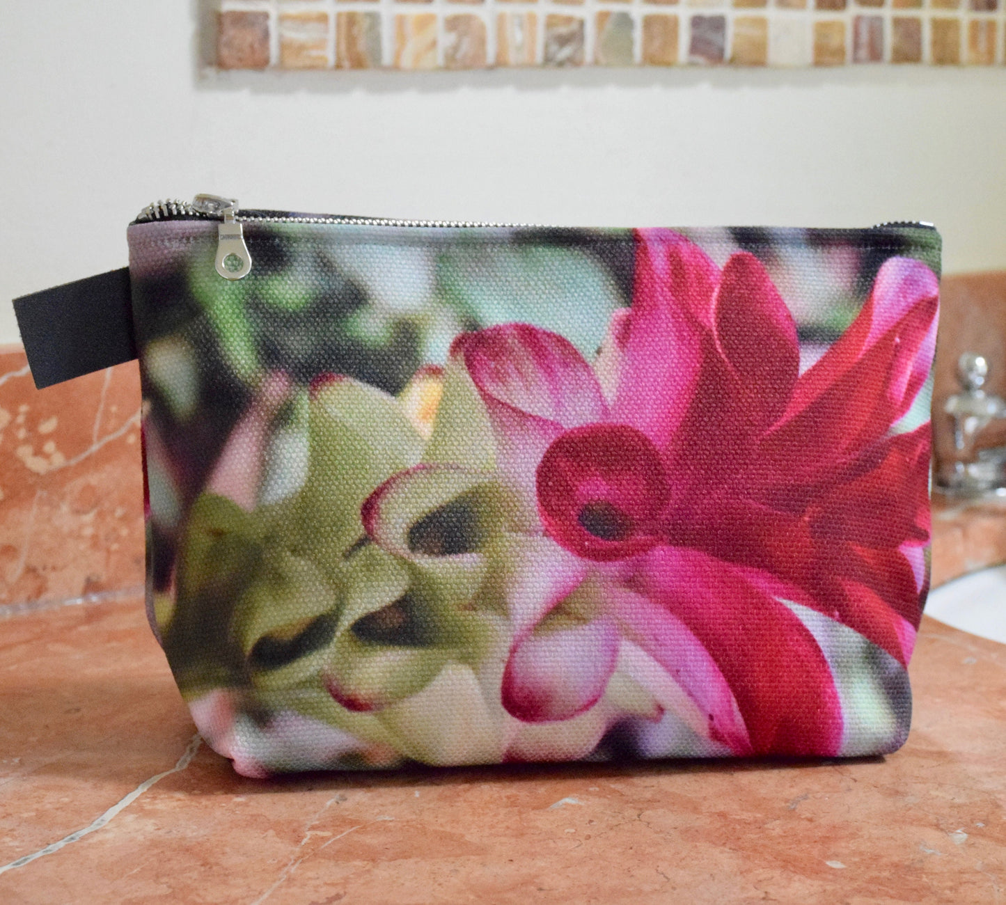 Costa Rica Makeup Bag - Medium & Large Travel Makeup Bag of Costa Rica Floral